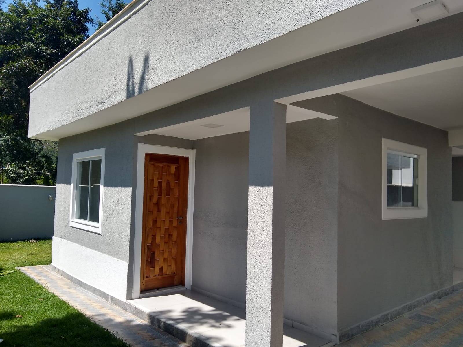 Casa 3 quartos sendo 1 suíte
