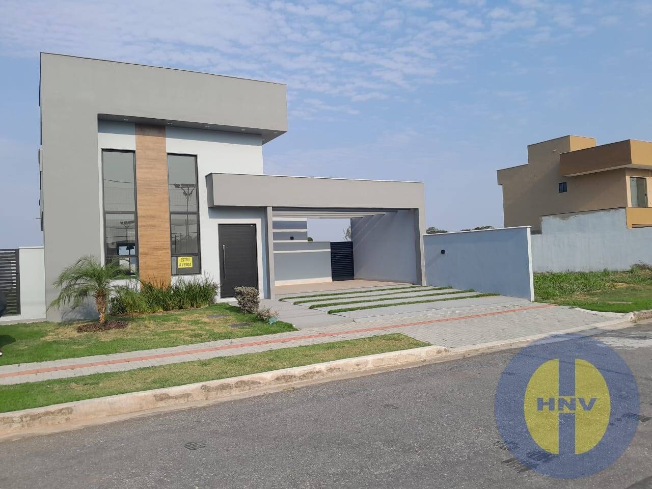 VENDO CASA EM CONDOMINIO FECHADO EM MARICÁ